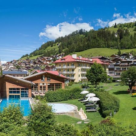 Family Hotel Posta Santa Cristina Val Gardena Exterior photo